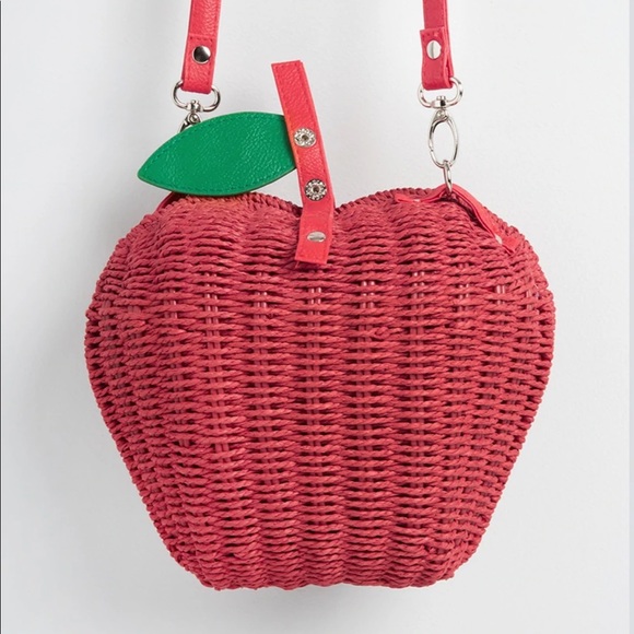 NWT Sold Out! Stunning straw Apple hard shell bag - Picture 2 of 6